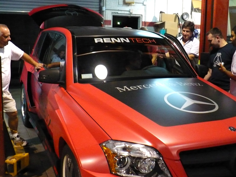 Illustration for article titled Inside The RENNTech GLK350 SPEC.R HYBRID Rally-Inspired SEMA Racer